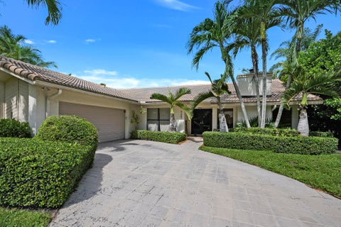 Photo of 9681 NW 10TH Court, Plantation, FL 33322 (MLS # B26088606)