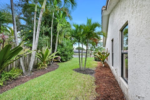 Tiny photo for 9681 NW 10TH Court, Plantation, FL 33322 (MLS # B26088606)