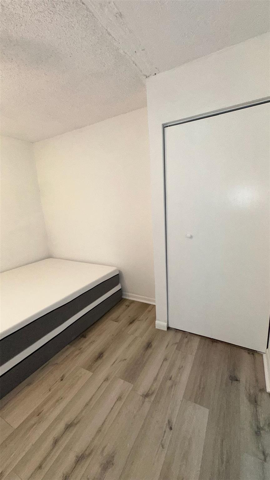 Pine Ridge Condo 04 - Residential Lease
