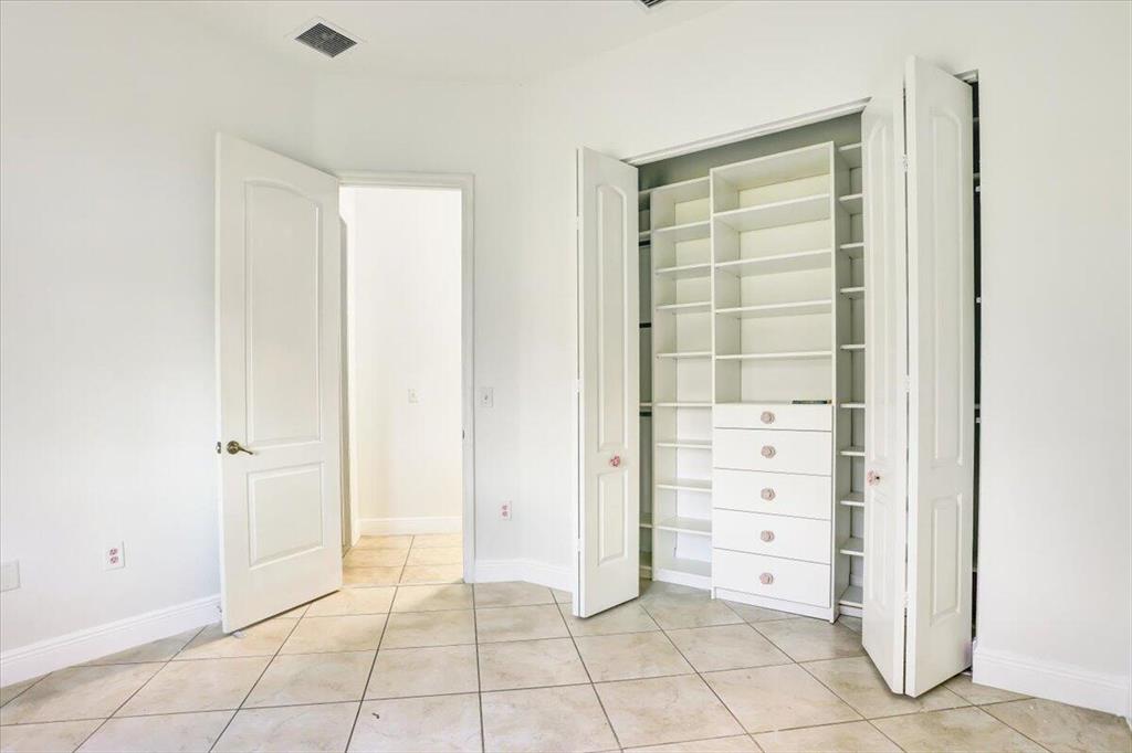 VIRGINIA ESTATES - Residential