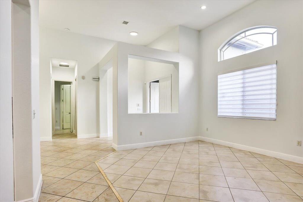 VIRGINIA ESTATES - Residential