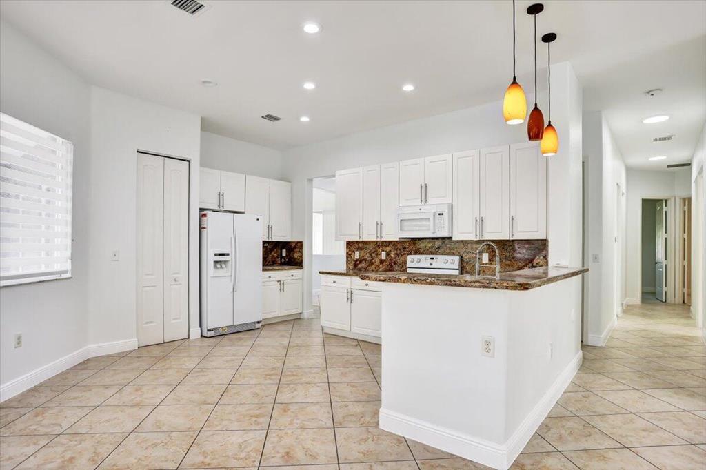 VIRGINIA ESTATES - Residential