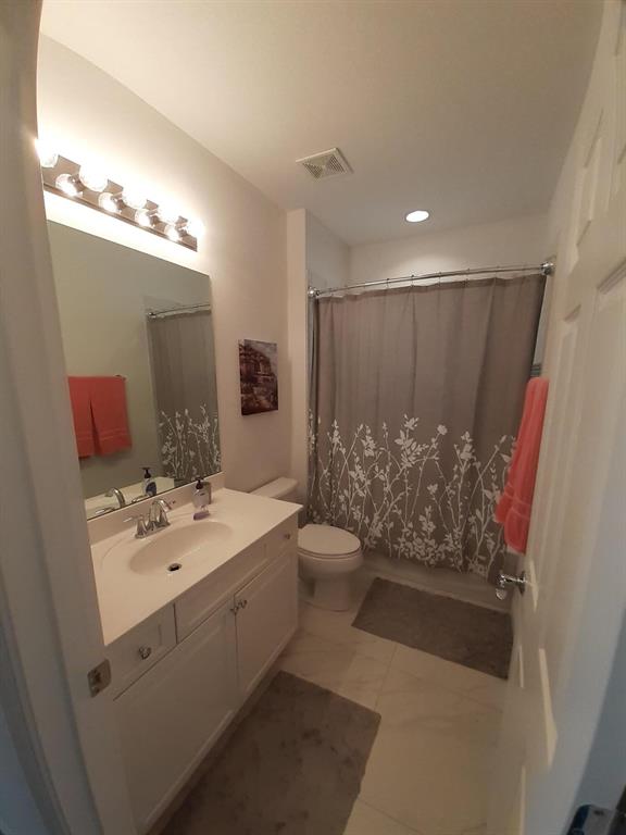 VIZCAYA FALLS PLAT 3 - Residential