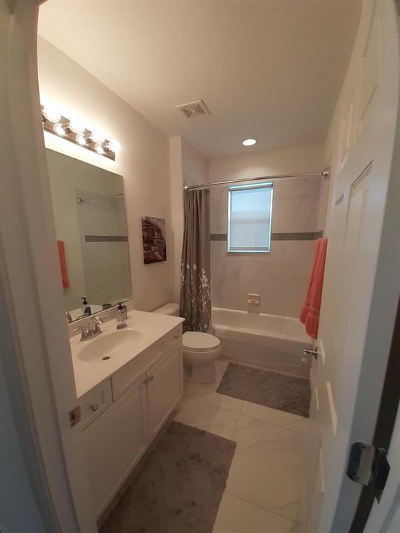 VIZCAYA FALLS PLAT 3 - Residential