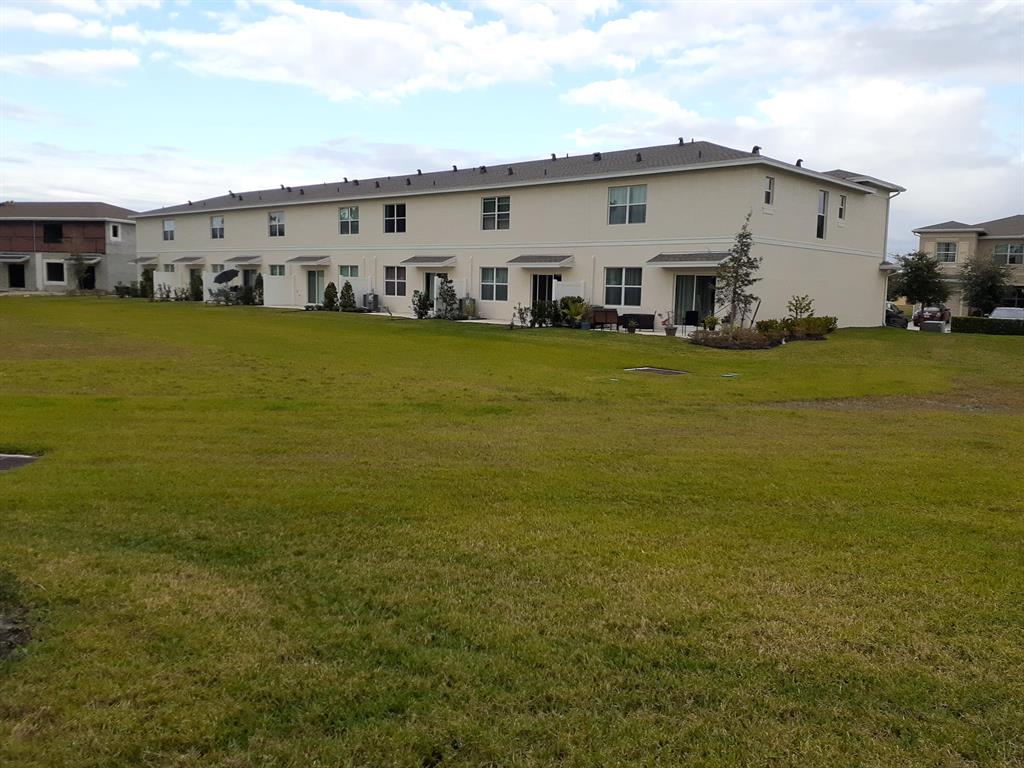 VIZCAYA FALLS PLAT 3 - Residential