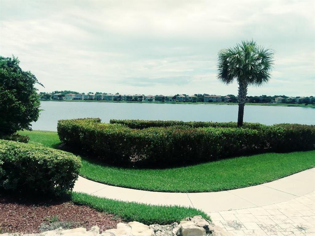 VIZCAYA FALLS PLAT 3 - Residential