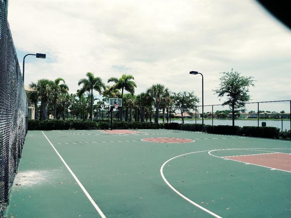 VIZCAYA FALLS PLAT 3 - Residential