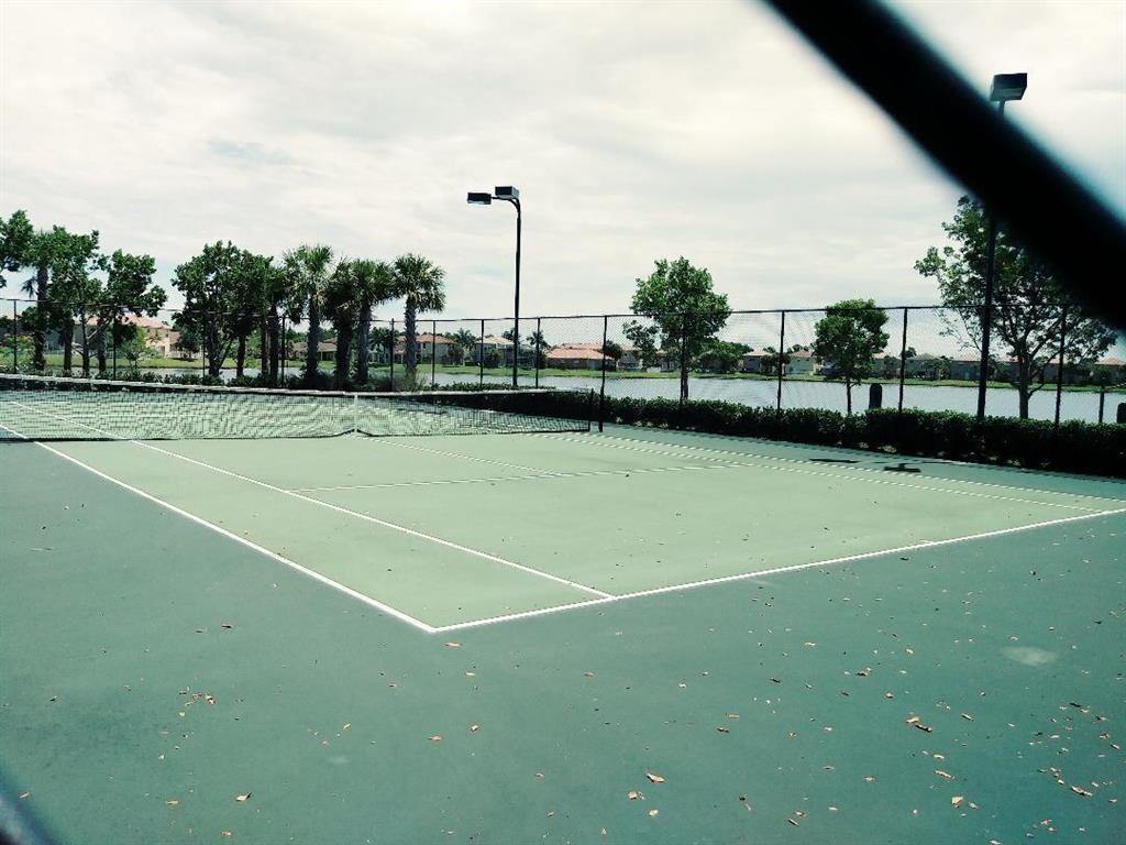 VIZCAYA FALLS PLAT 3 - Residential