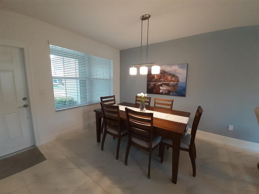 VIZCAYA FALLS PLAT 3 - Residential