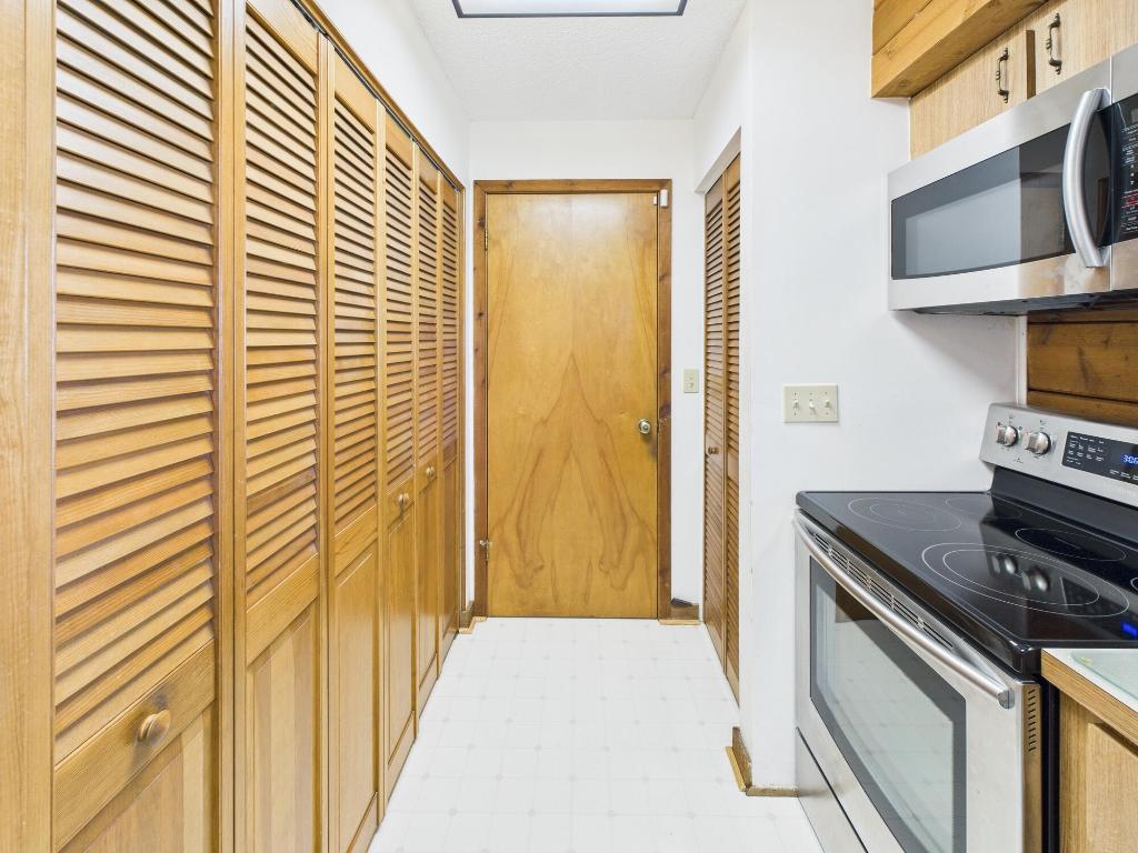 RIVER OAK ACRES - Residential