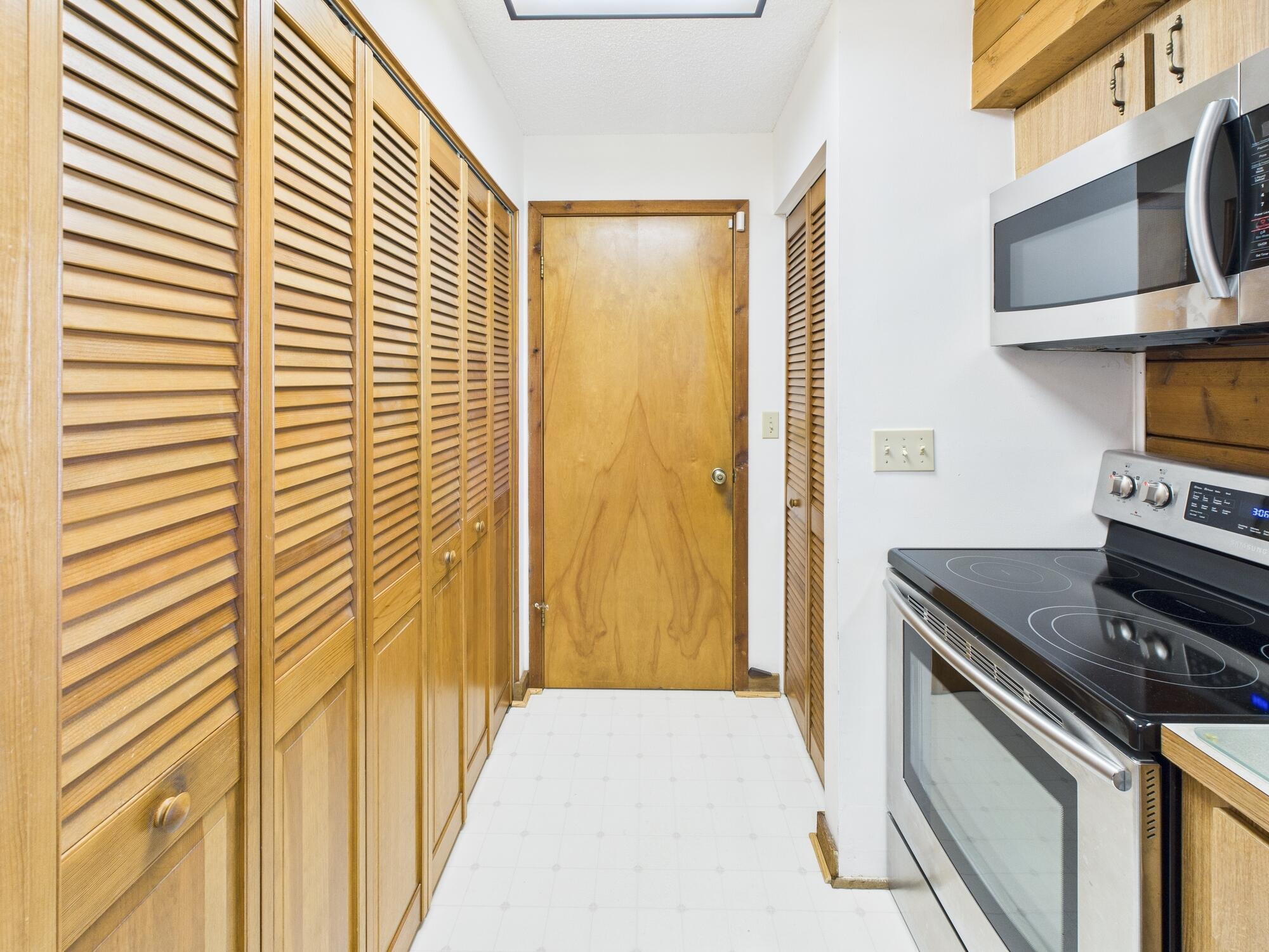 RIVER OAK ACRES - Residential