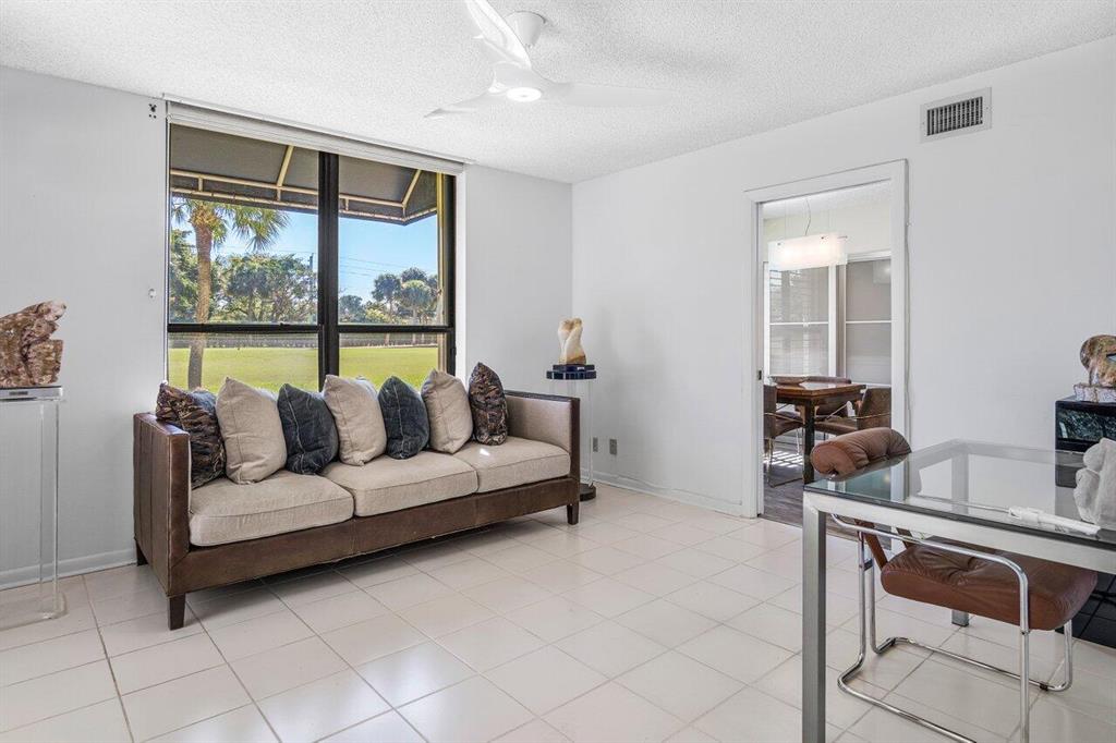 REGENCY AT BOCA POINTE - Residential