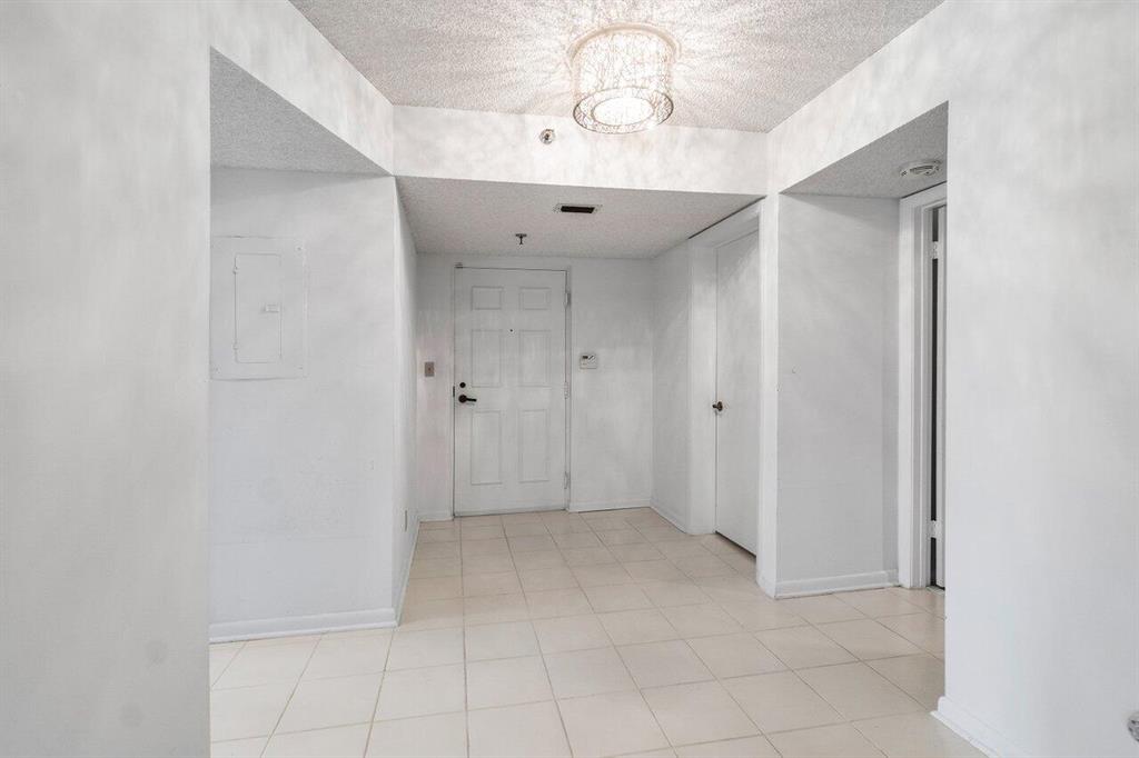 REGENCY AT BOCA POINTE - Residential