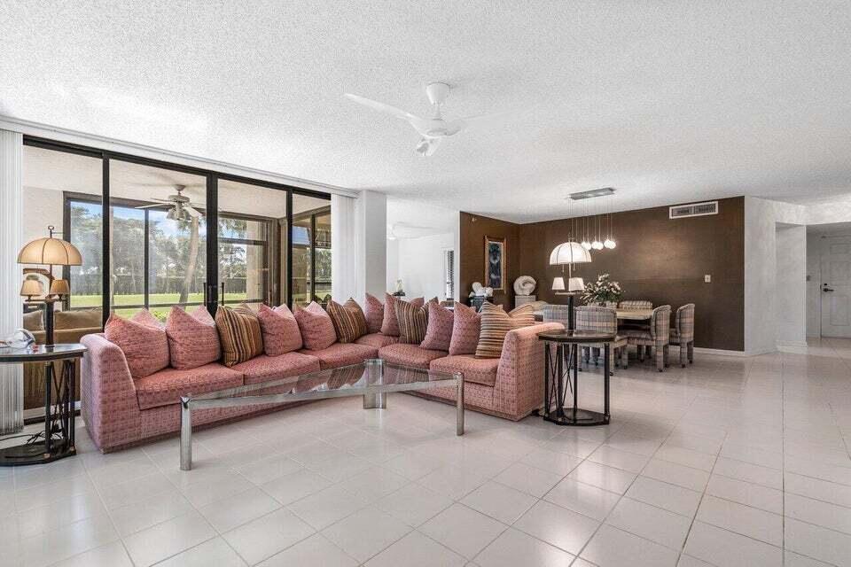 REGENCY AT BOCA POINTE - Residential