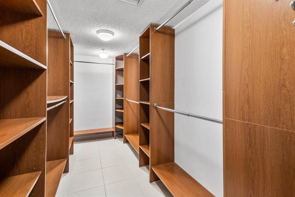 REGENCY AT BOCA POINTE - Residential