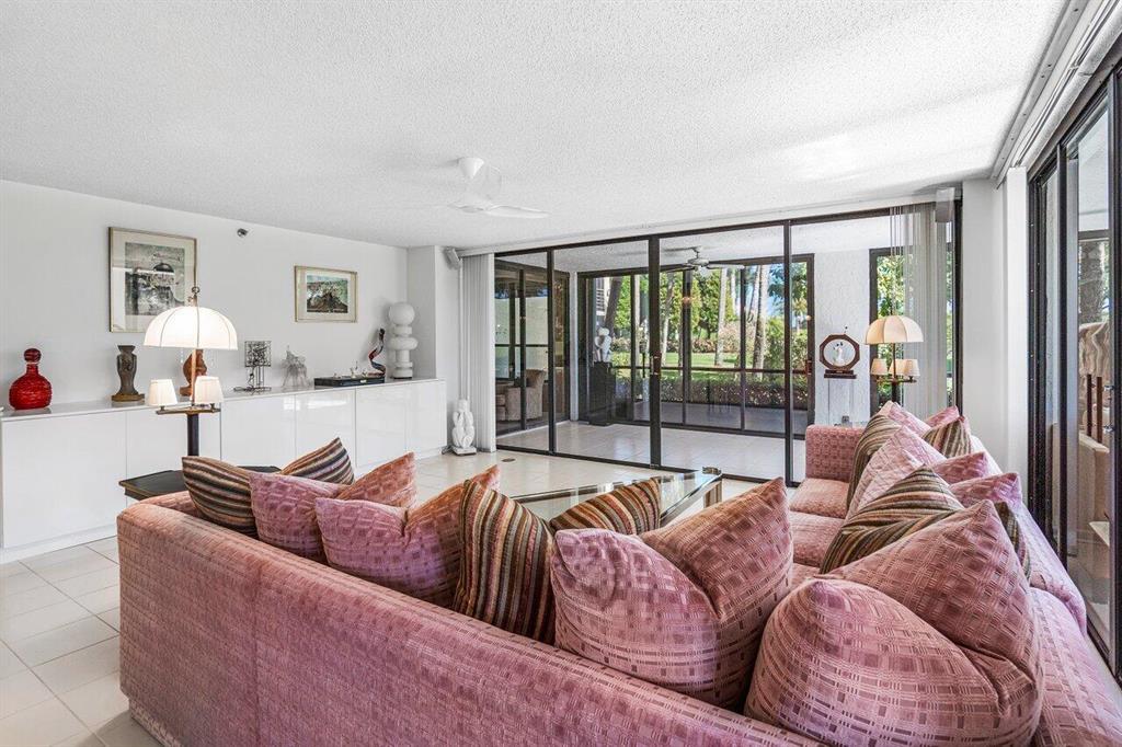 REGENCY AT BOCA POINTE - Residential