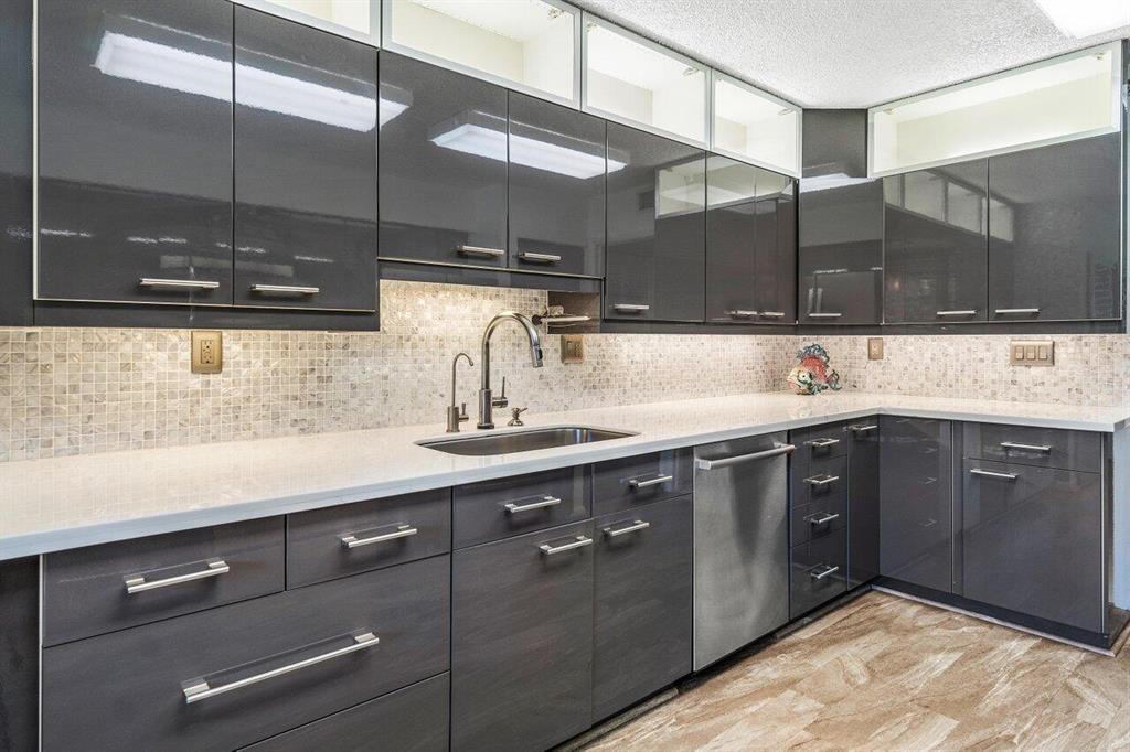 REGENCY AT BOCA POINTE - Residential