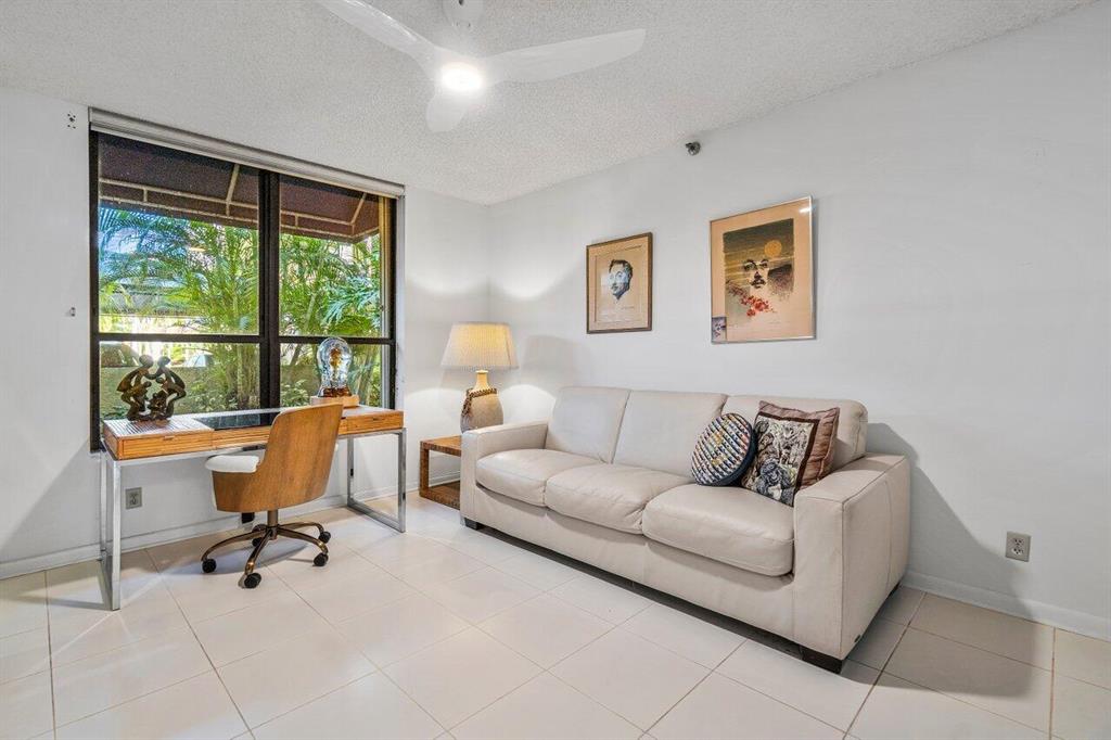 REGENCY AT BOCA POINTE - Residential