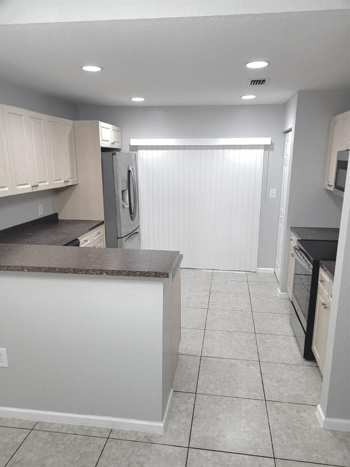 SOUTHRIDGE RD - Residential Lease
