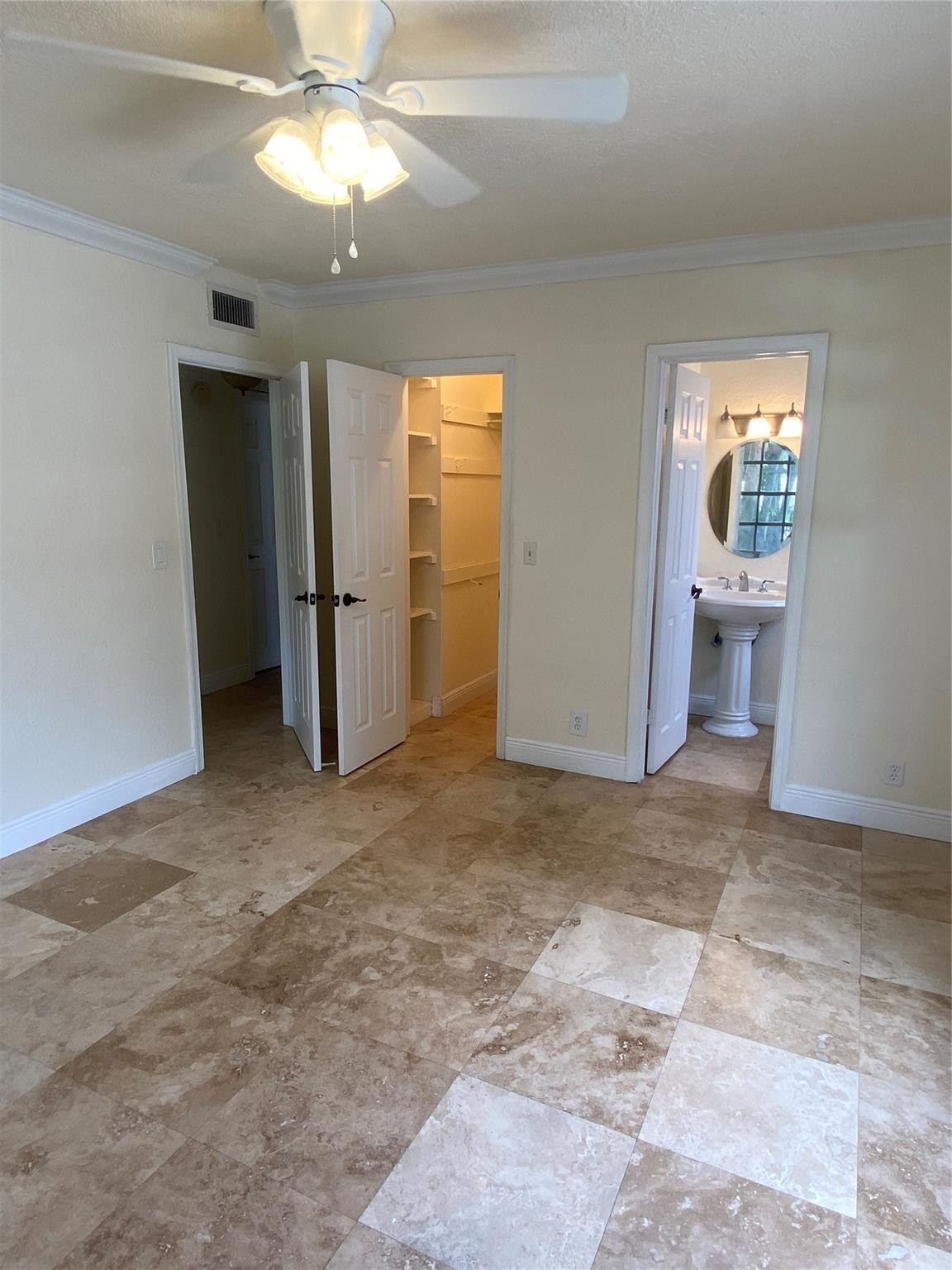 IMPERIAL POINT COLONNADES CONDO - Residential Lease