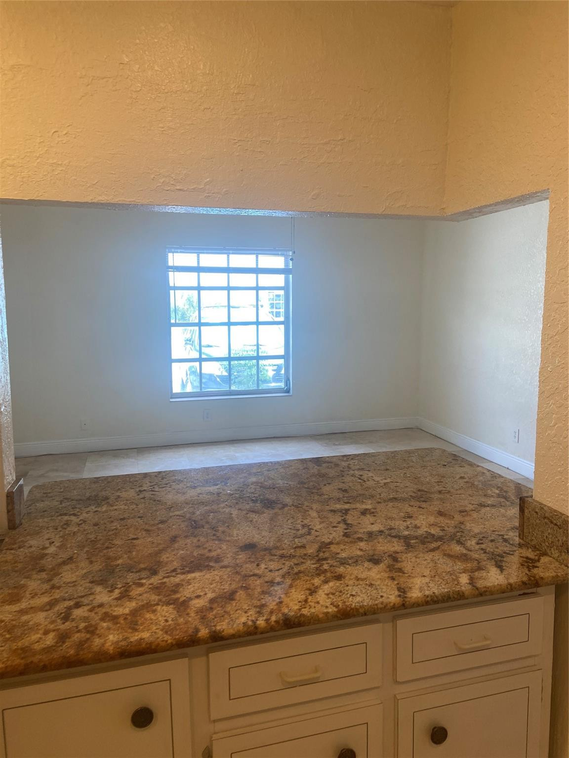 IMPERIAL POINT COLONNADES CONDO - Residential Lease
