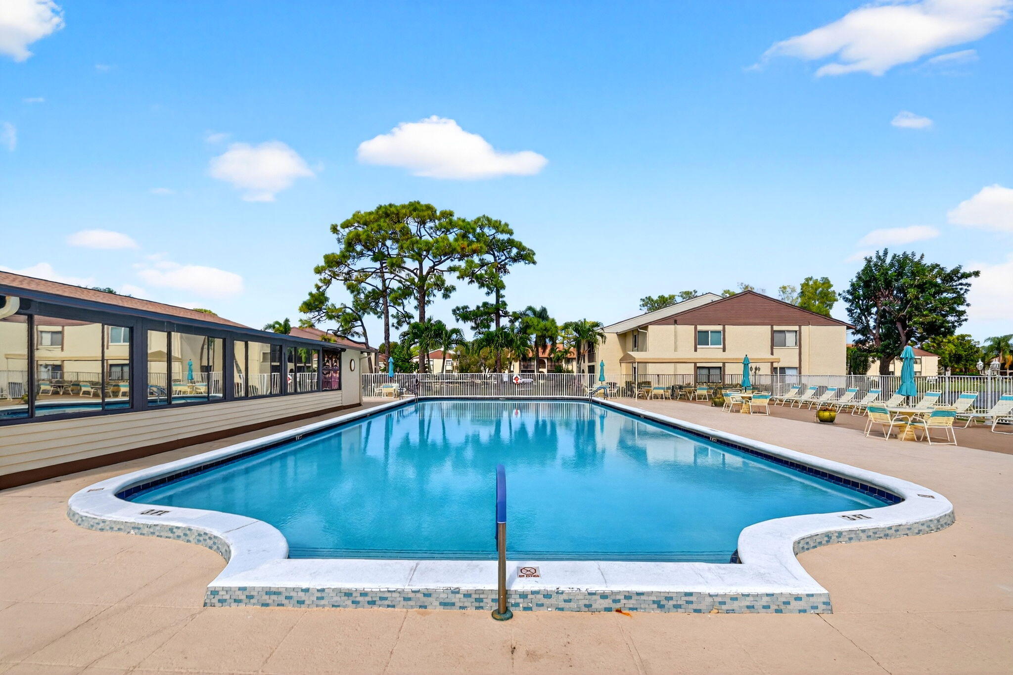 PINE RIDGE SOUTH III CONDO - Residential