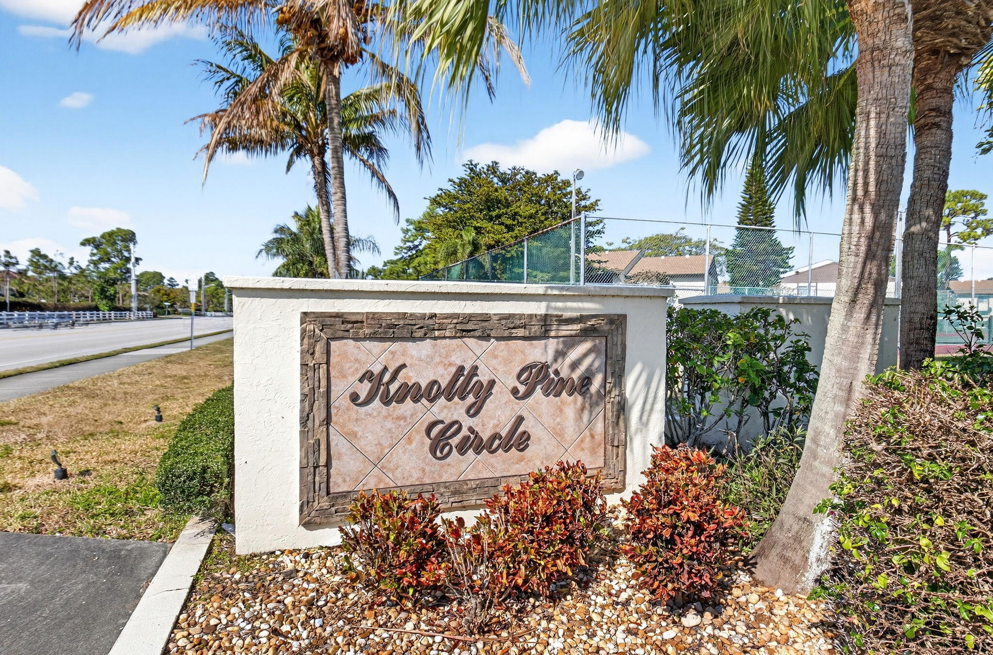 PINE RIDGE SOUTH III CONDO - Residential