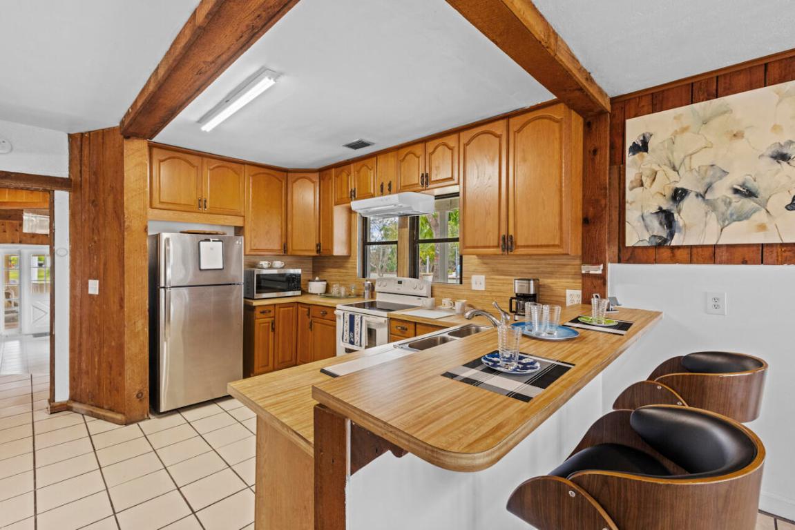 METES AND BOUNDS - Residential Income