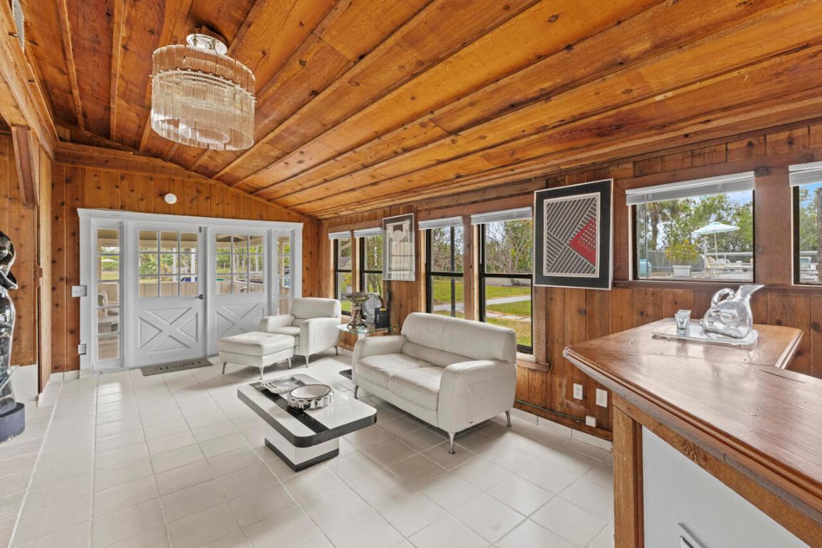 METES AND BOUNDS - Residential Income