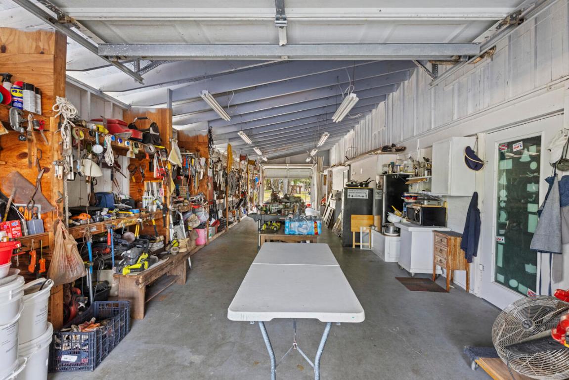 METES AND BOUNDS - Residential Income