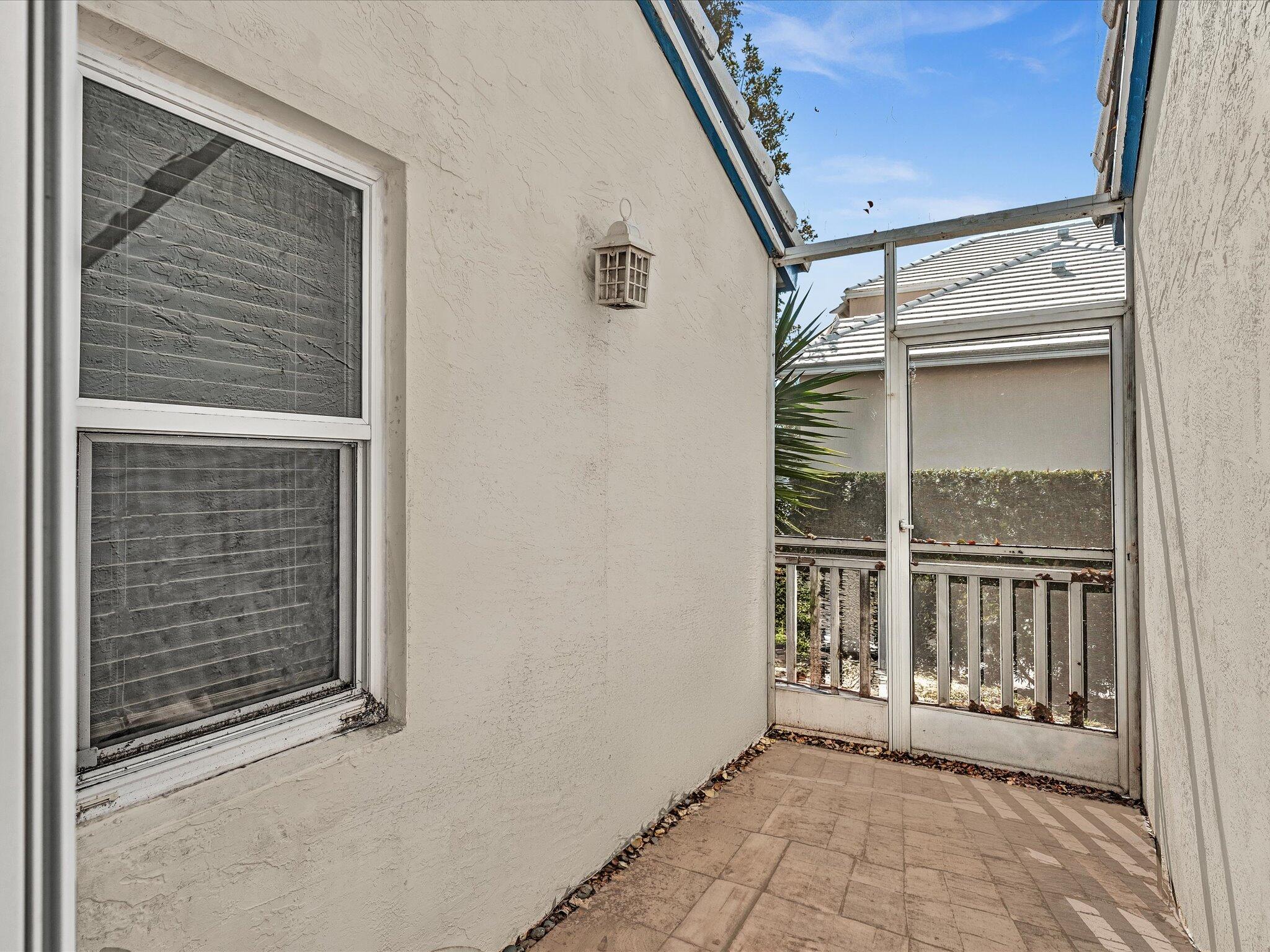 MYKONOS COURT - Residential