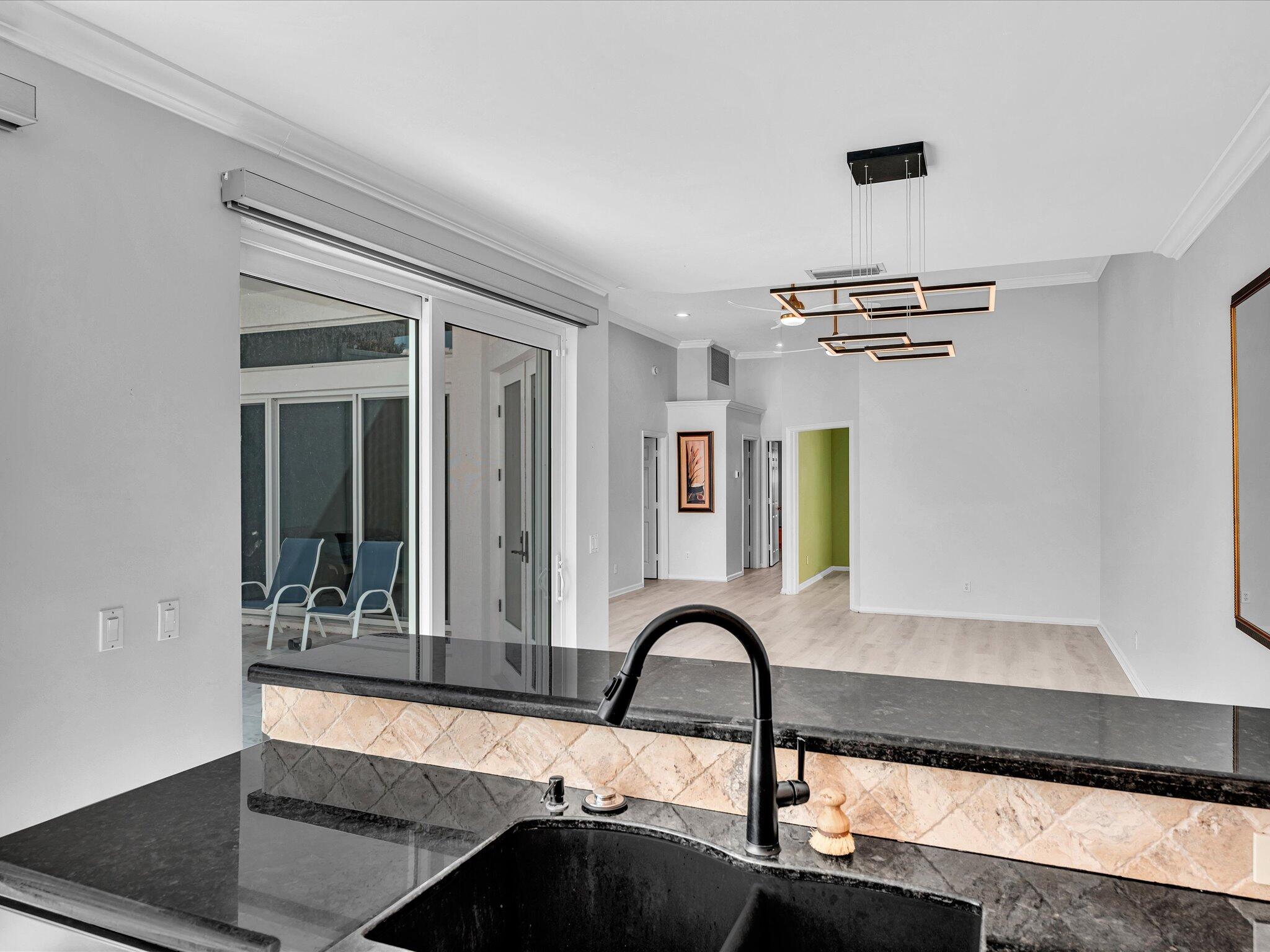 MYKONOS COURT - Residential