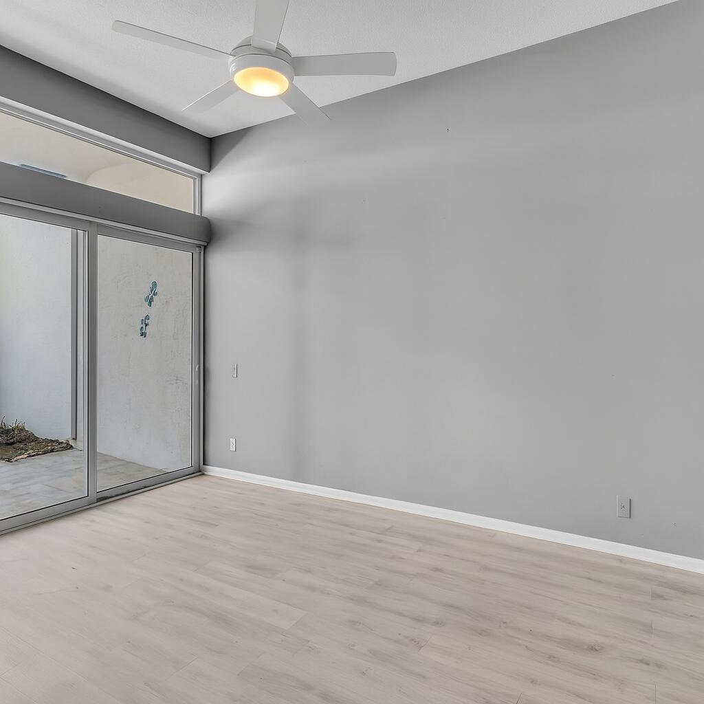 MYKONOS COURT - Residential