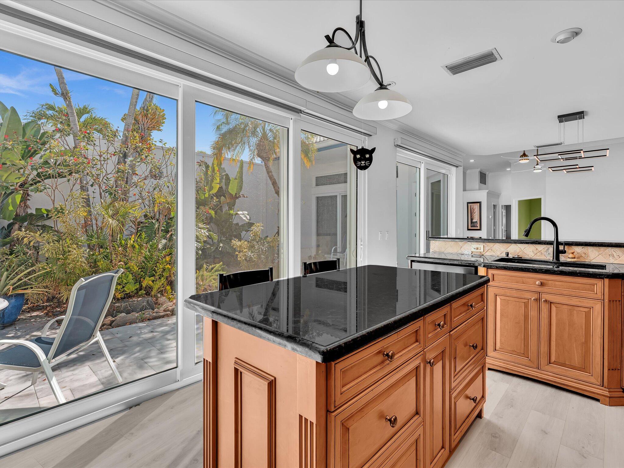 MYKONOS COURT - Residential