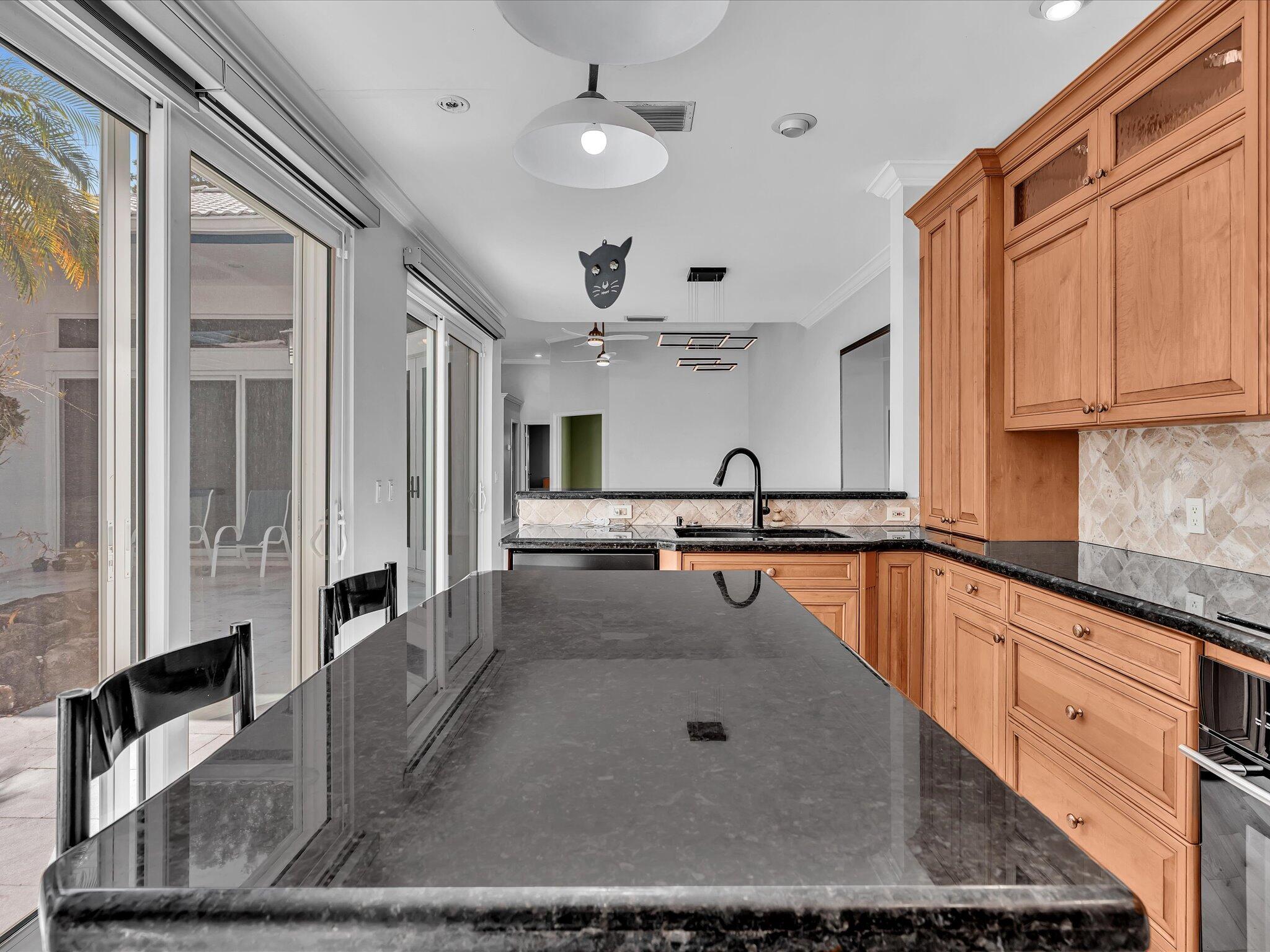 MYKONOS COURT - Residential