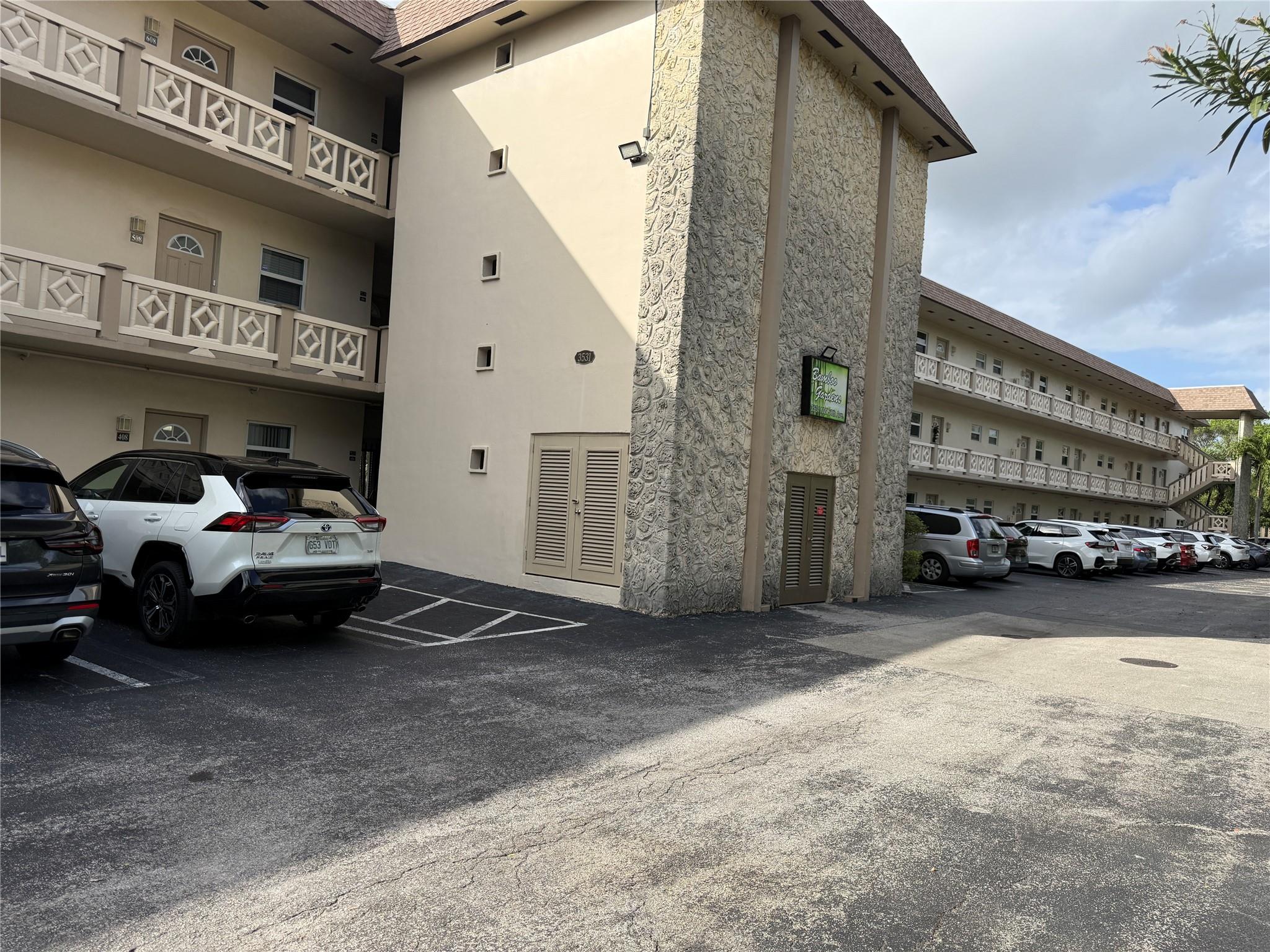 Hawaiian Gardens - Residential