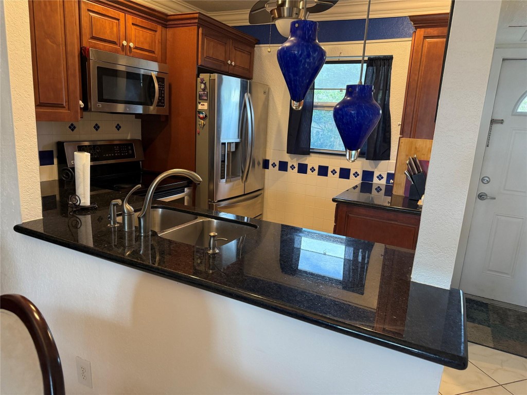 View photos, virtual tours, details... 3531 NW 50th Avenue 512