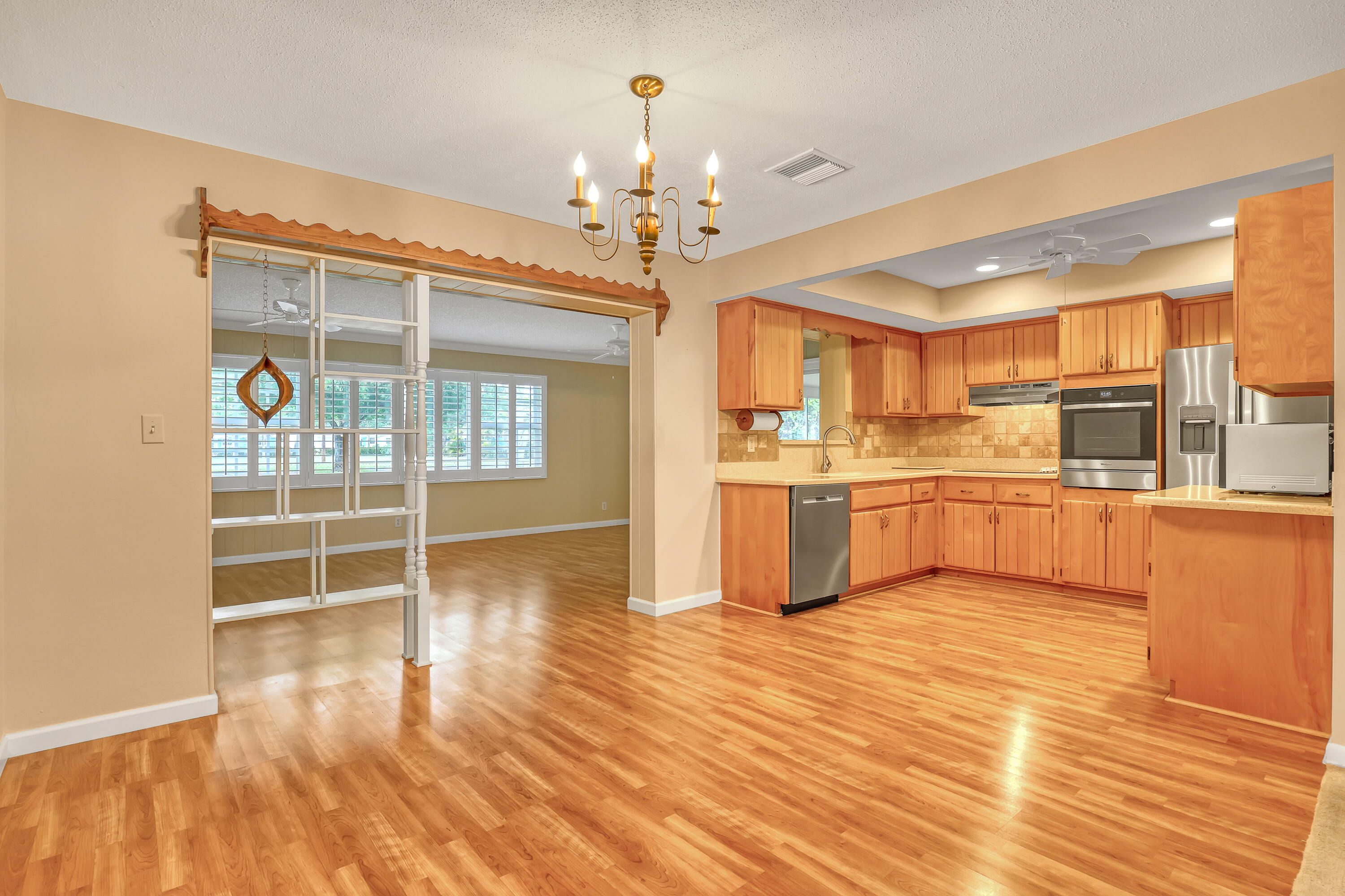 RIDGEWOOD HOMES - Residential