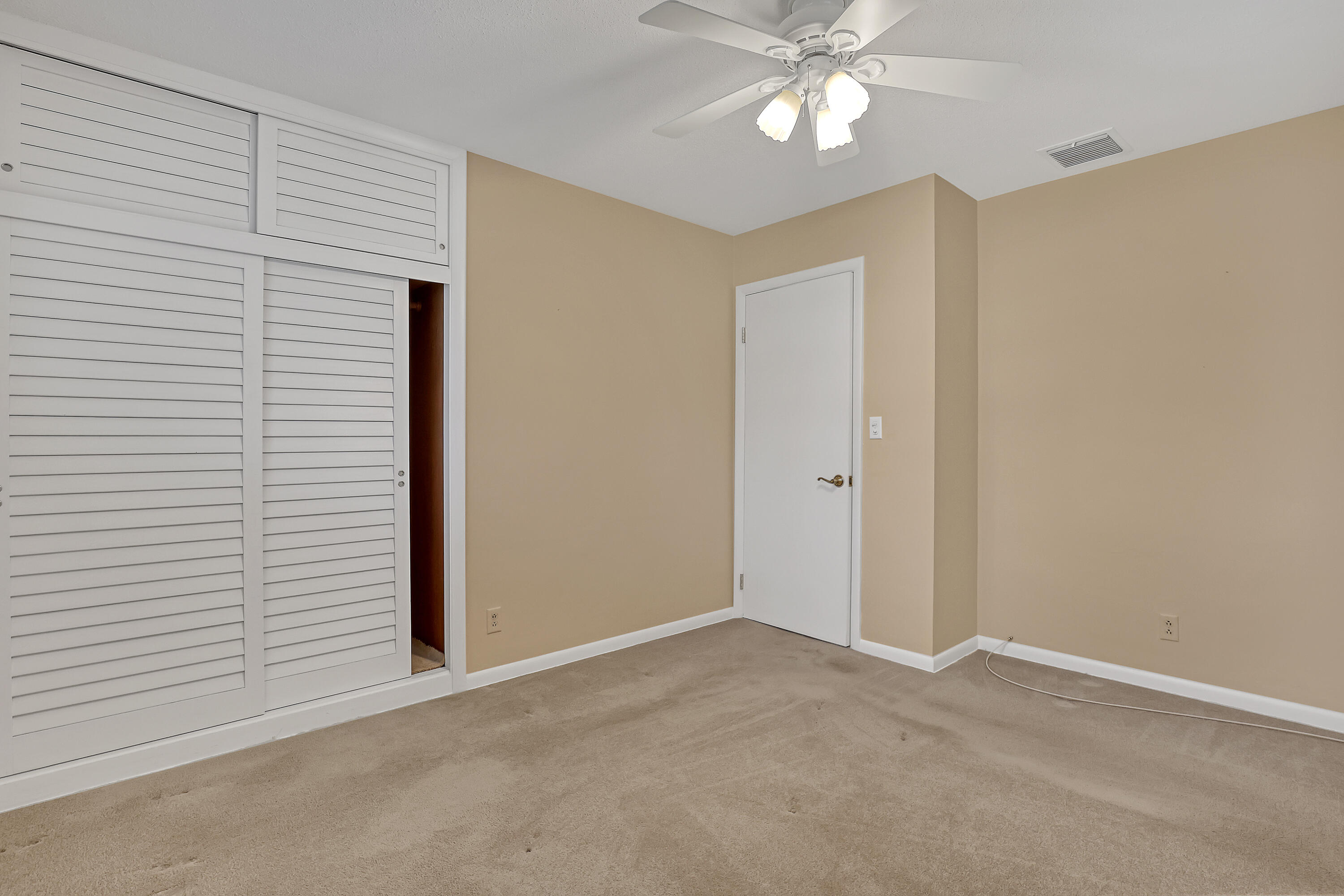 RIDGEWOOD HOMES - Residential