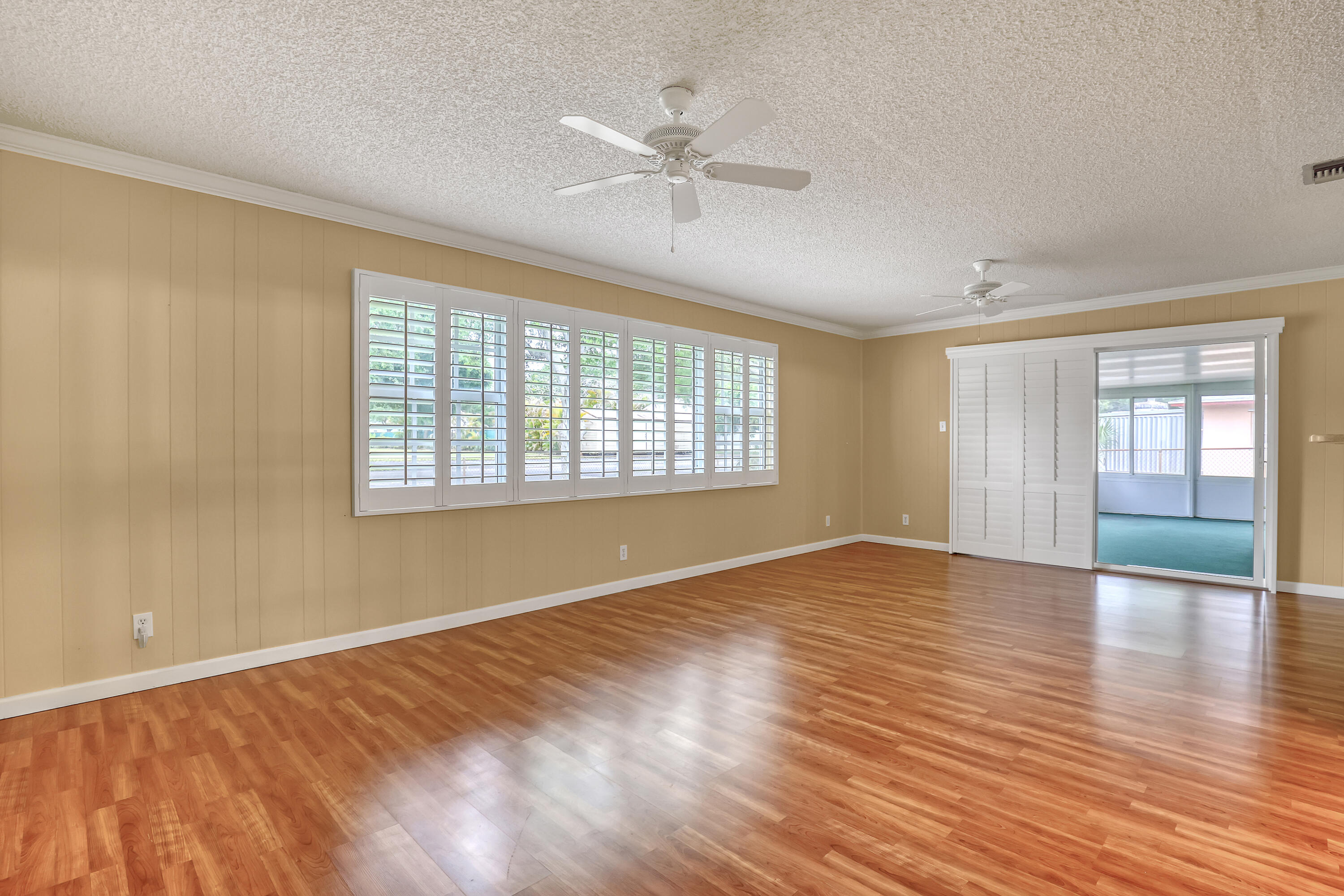 RIDGEWOOD HOMES - Residential