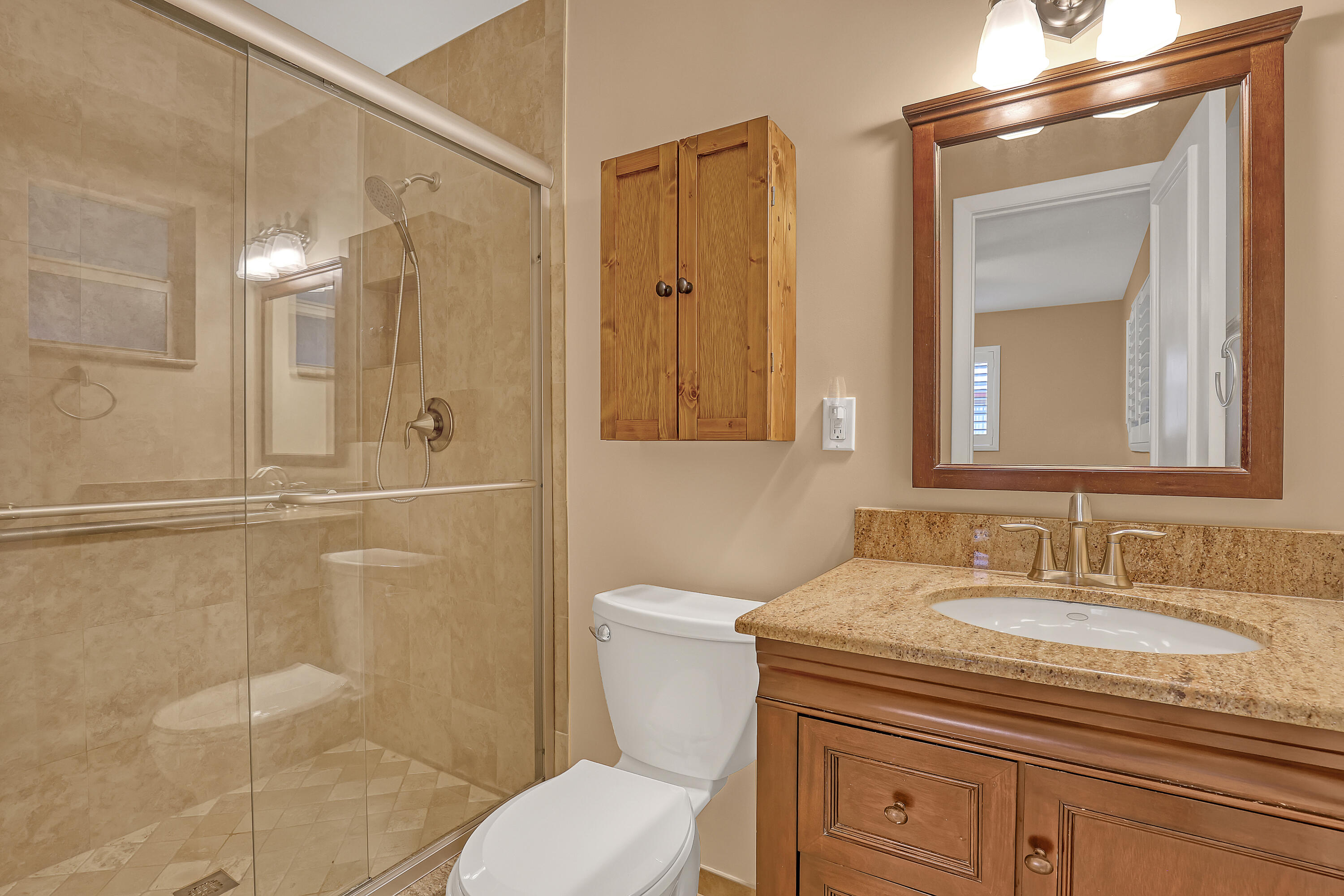 RIDGEWOOD HOMES - Residential