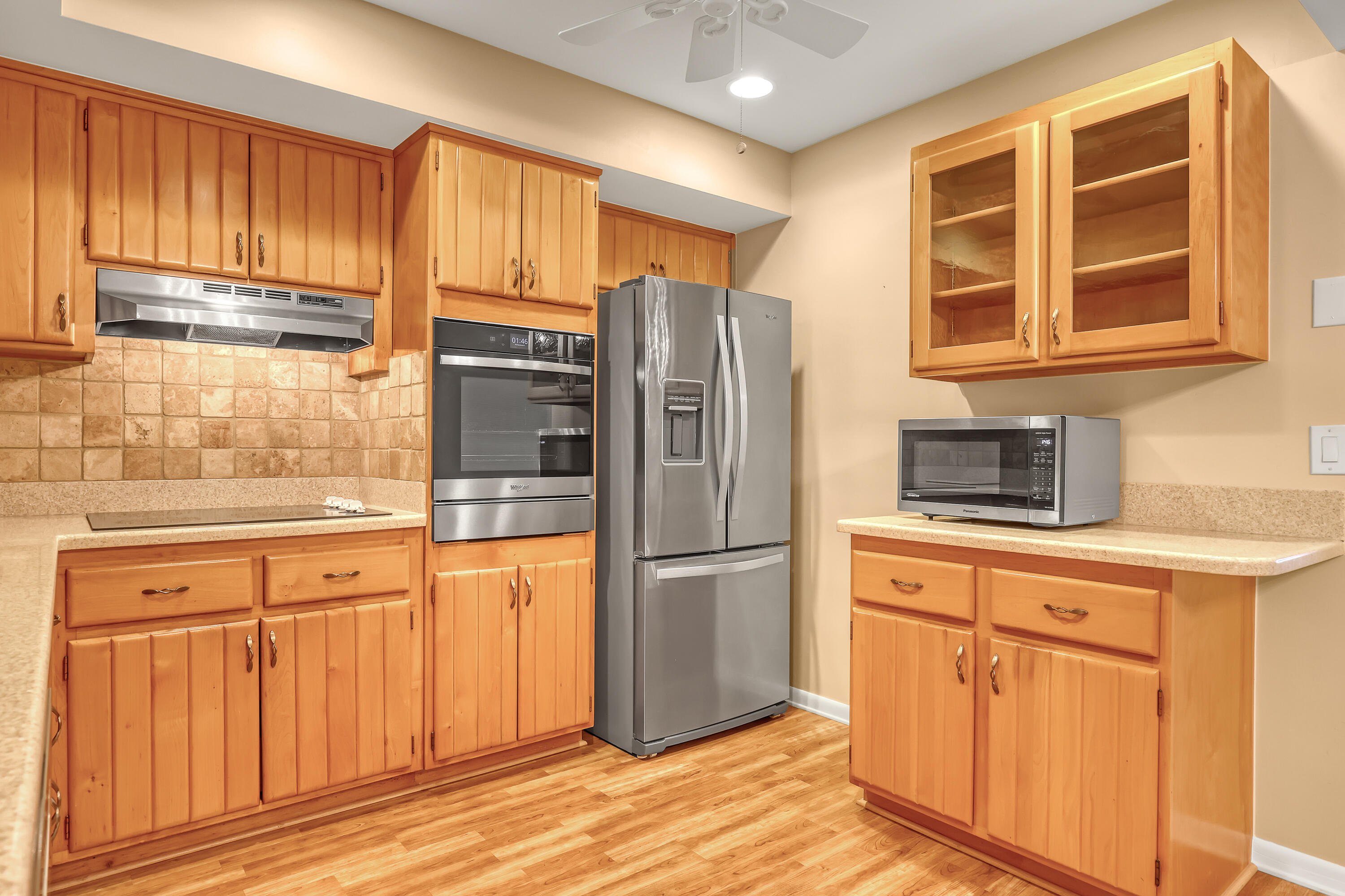 RIDGEWOOD HOMES - Residential