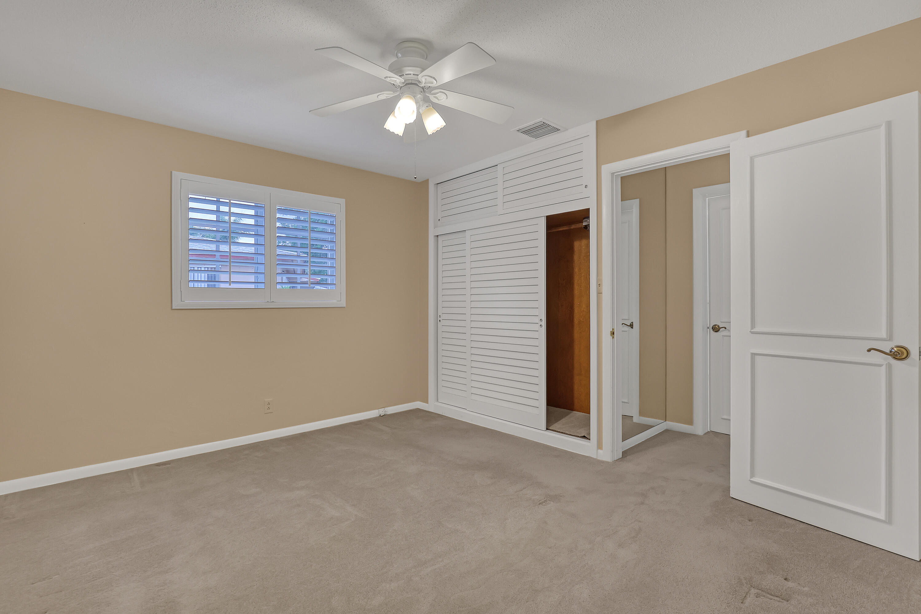 RIDGEWOOD HOMES - Residential