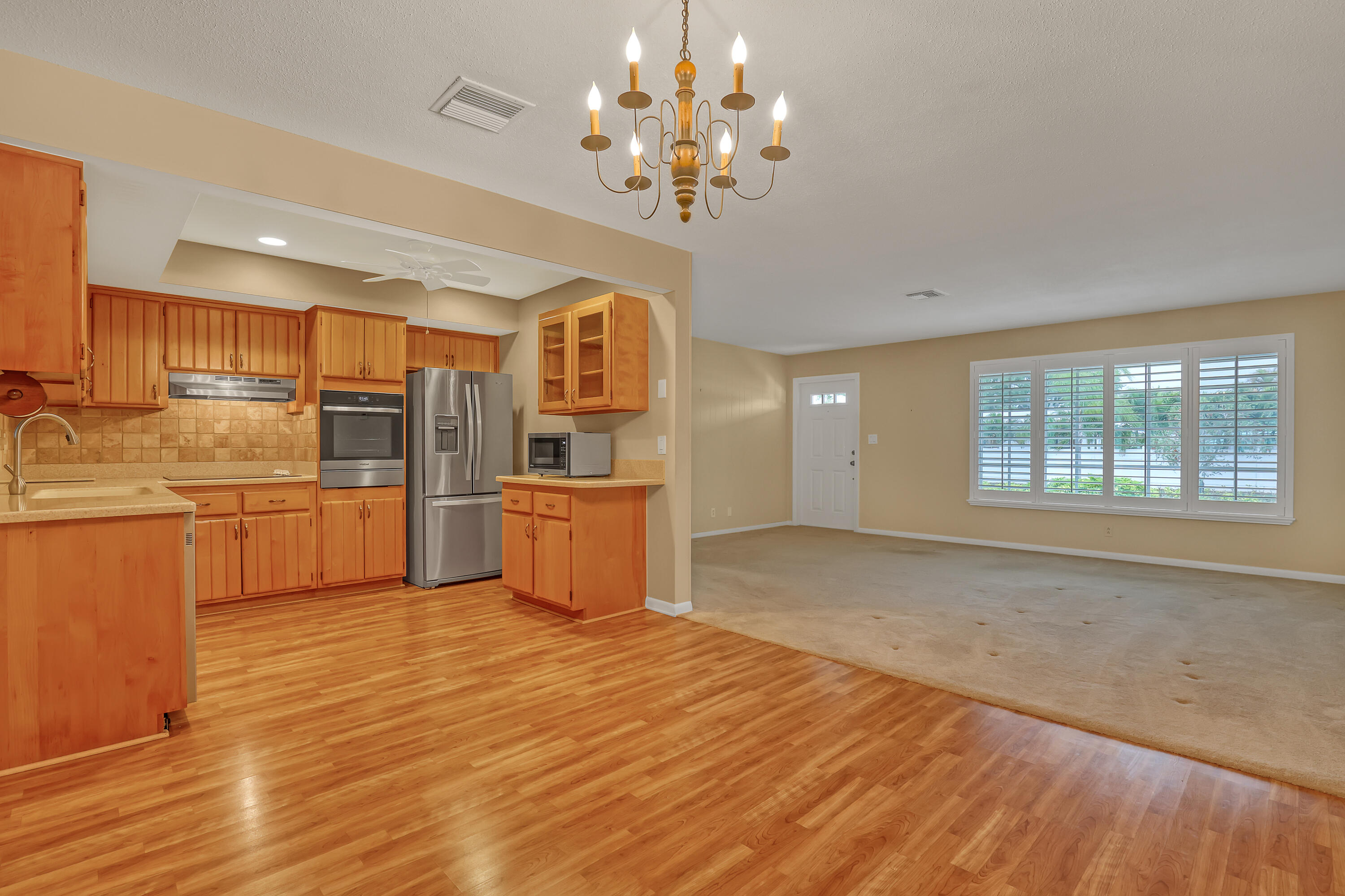 RIDGEWOOD HOMES - Residential