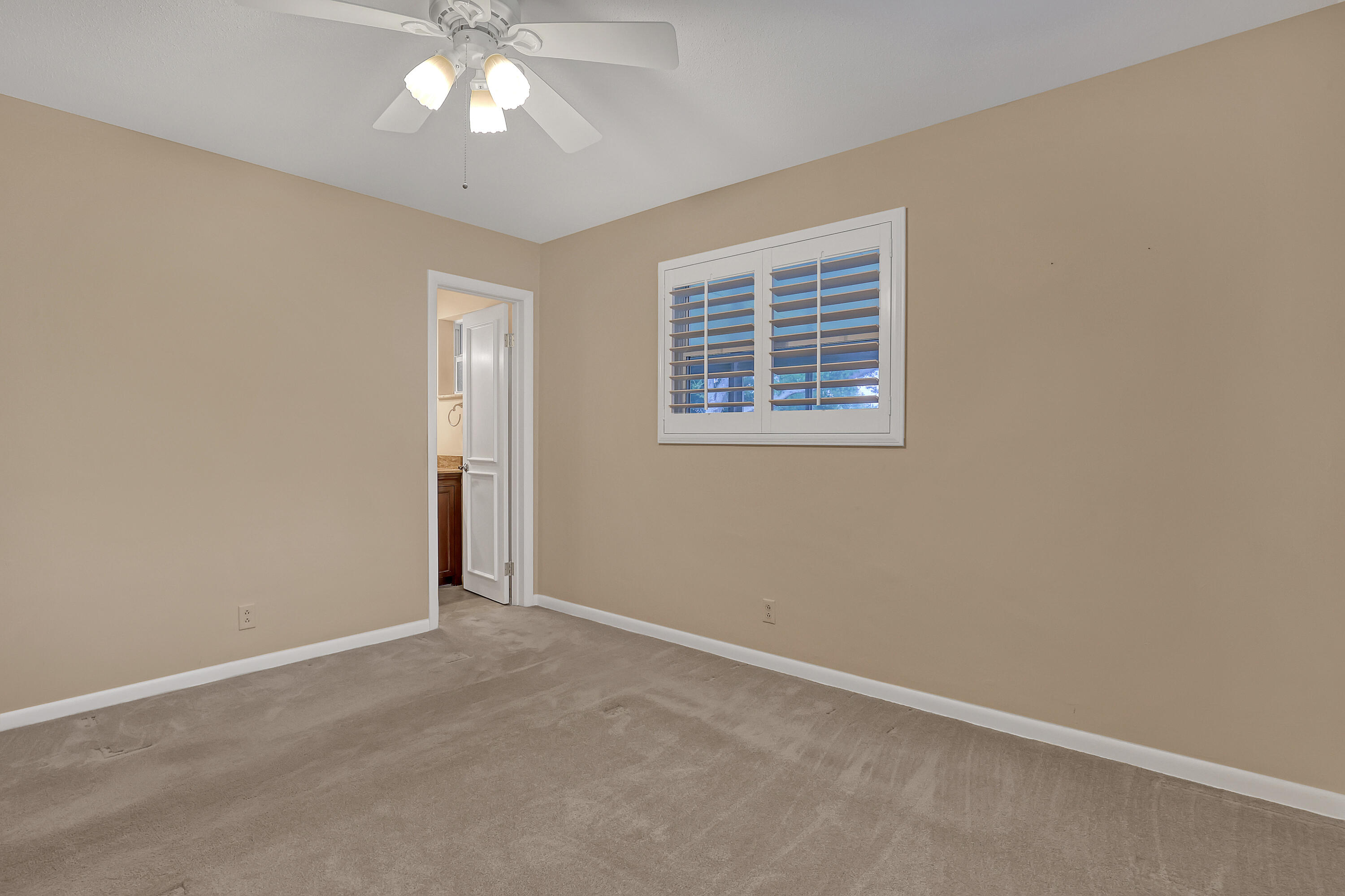 RIDGEWOOD HOMES - Residential