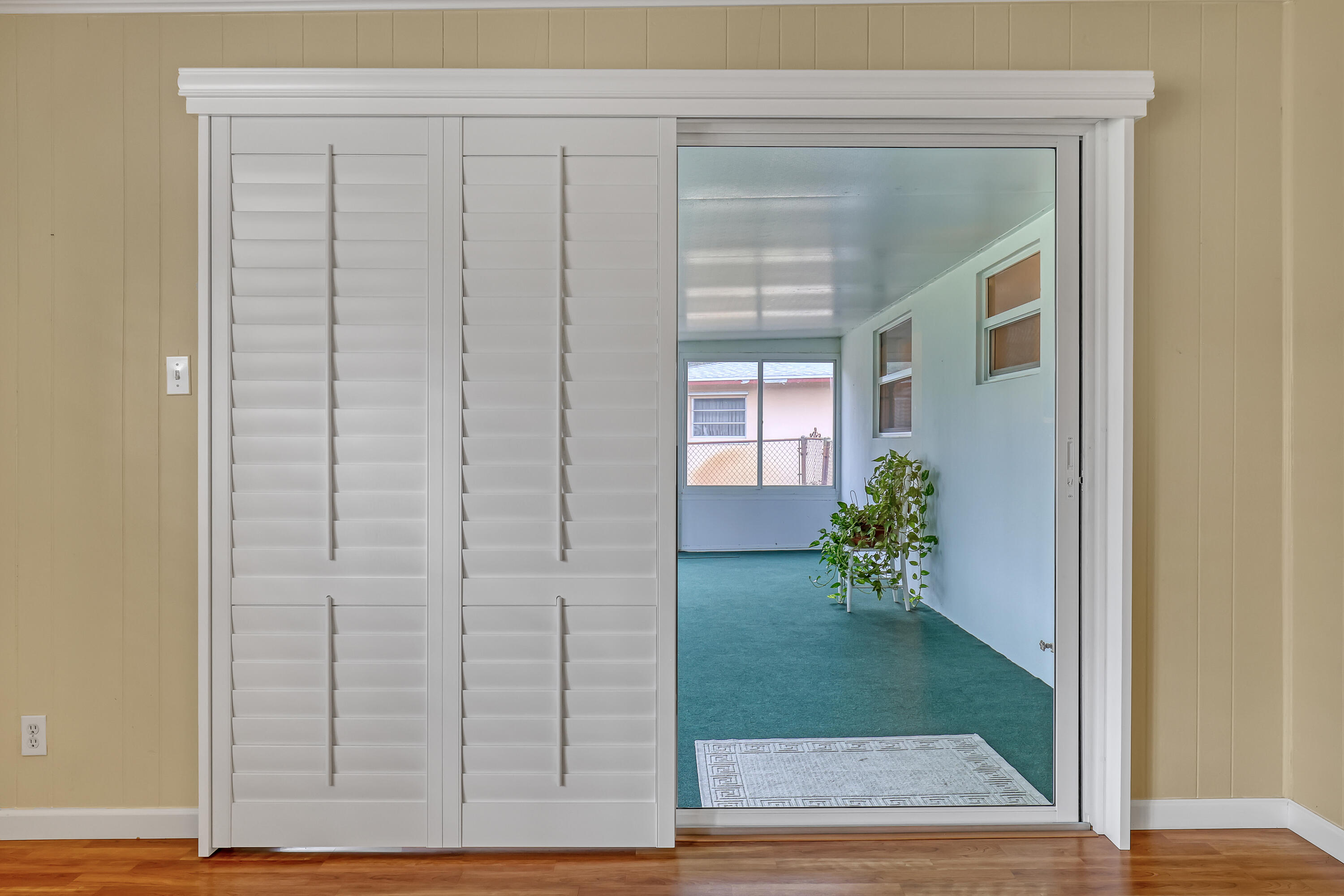 RIDGEWOOD HOMES - Residential