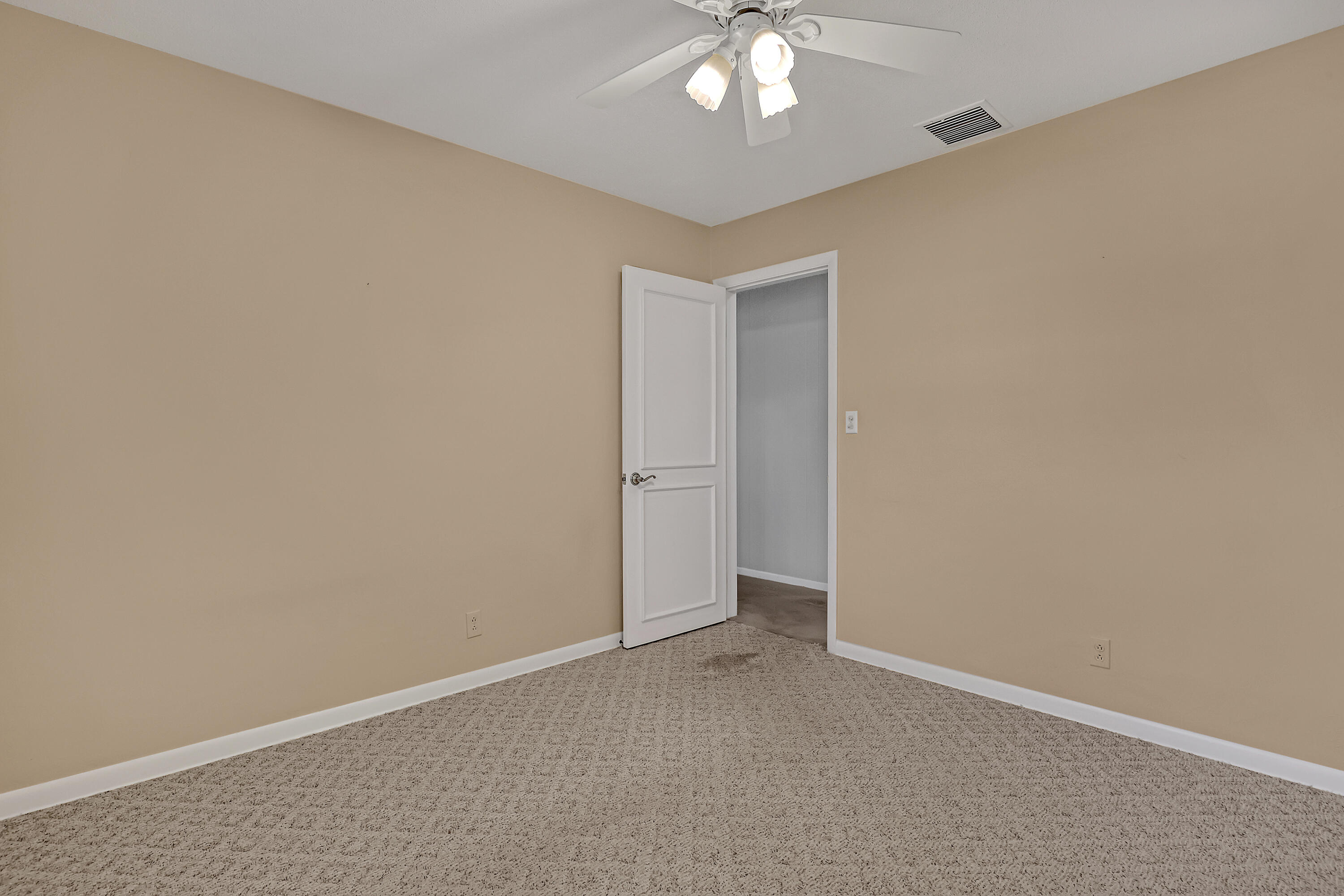 RIDGEWOOD HOMES - Residential