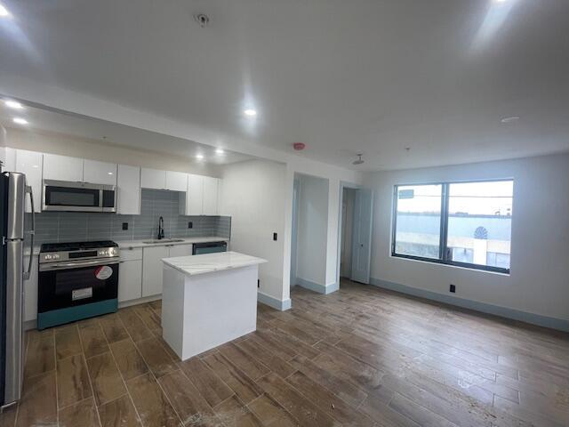 BETHESDA PARK - Commercial Sale