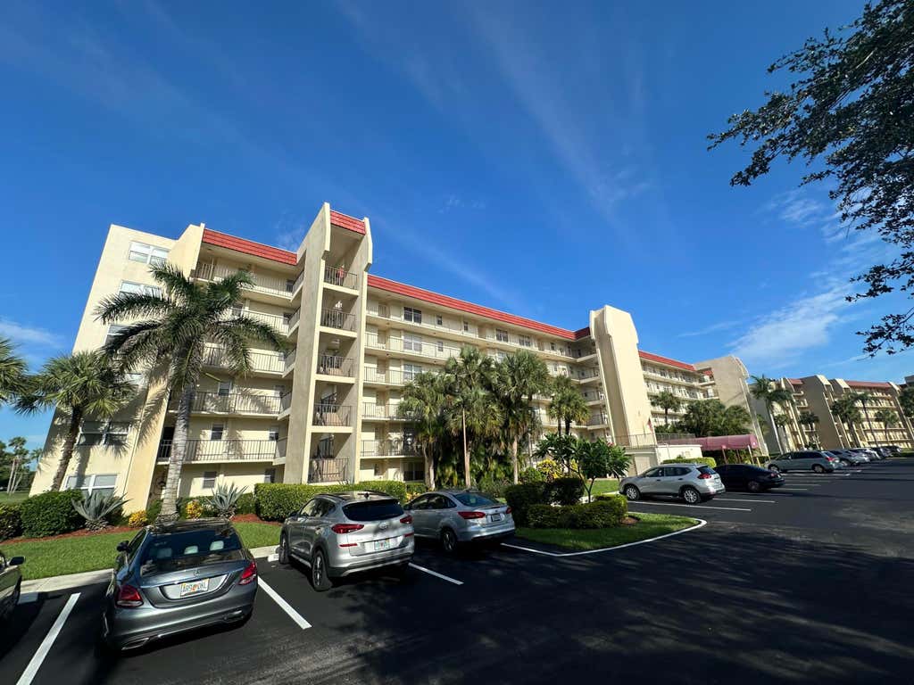 Photo of 3871 Via Poinciana #302, Lake Worth, FL 33467 (MLS # R11070506)