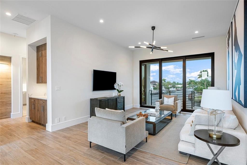 Venetian Isles 1st Sec 43 - Residential